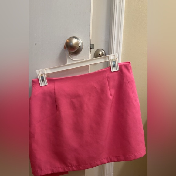 Pink mini Boutique Skirt | Size M | Worn Once‼️ - Picture 3 of 3